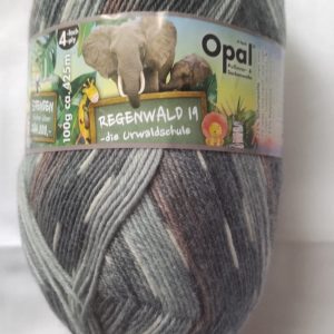 Opal Wolle, Regenwald 19, "engagierte Sekretärin Hanna"