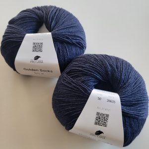 Dunkelblau Farbe 50
