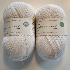 Signature 4ply Marshmellow 011